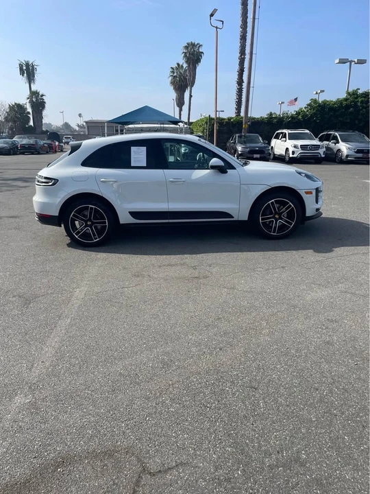 2019 Porsche Macan - Image 3 of 10