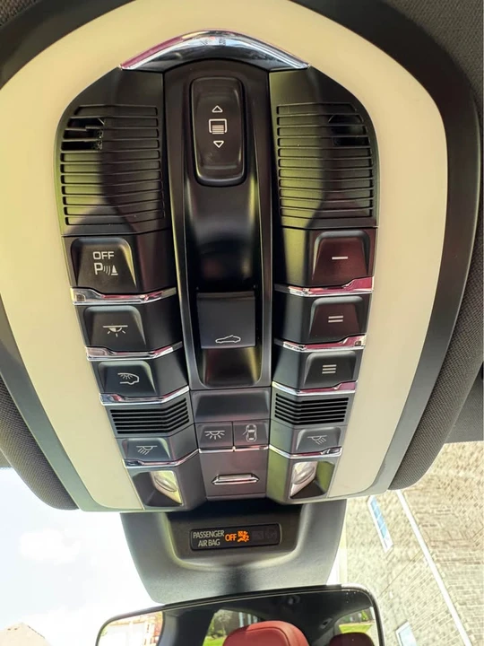 2019 Porsche Macan S - Image 7 of 19