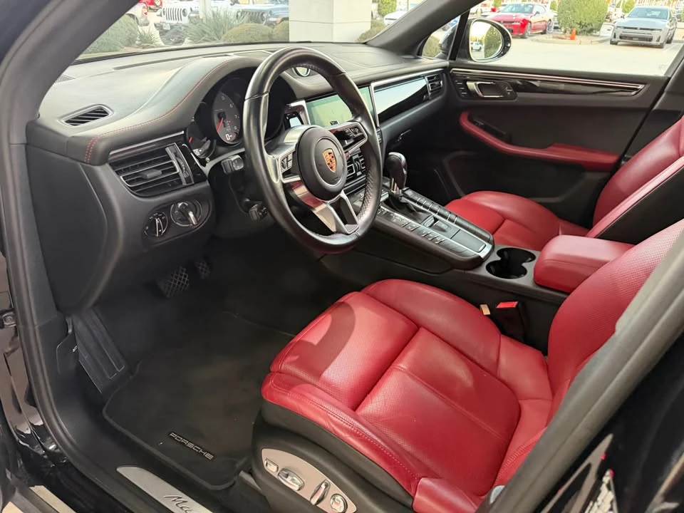 2019 Porsche Macan - Image 5 of 8