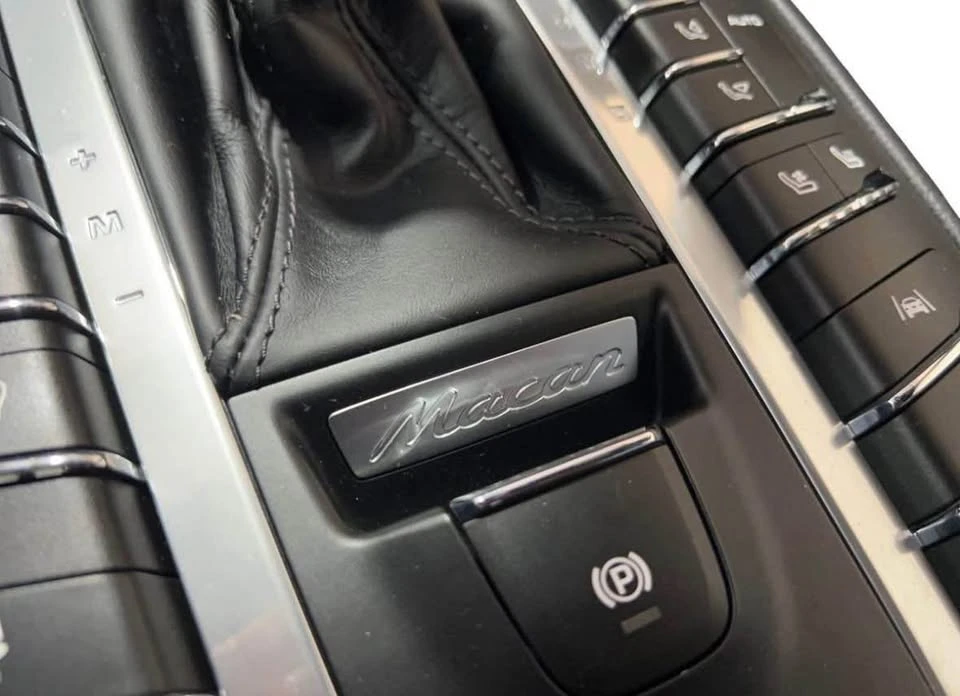 2019 Porsche Macan S - Image 12 of 13