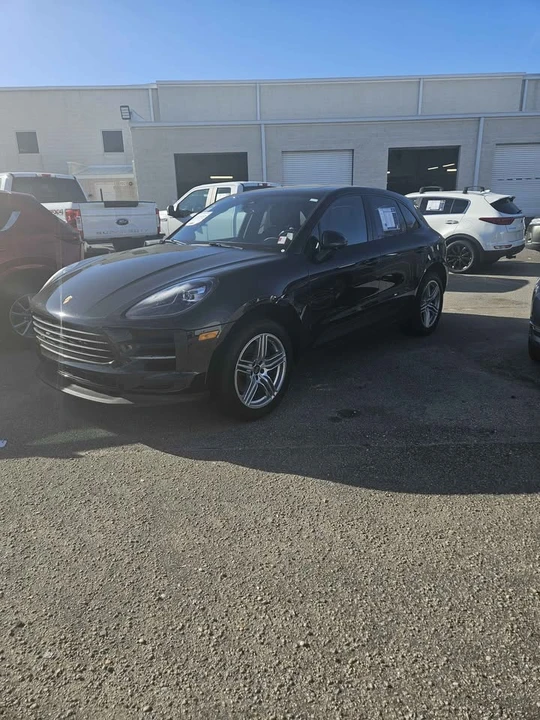 2019 Porsche Macan - Image 2 of 5