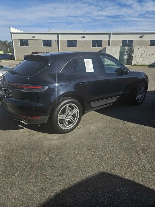 2019 Porsche Macan - Image 4 of 5