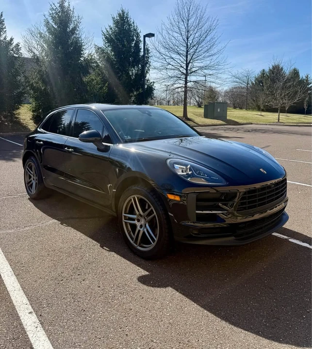 2019 Porsche Macan - Image 2 of 19