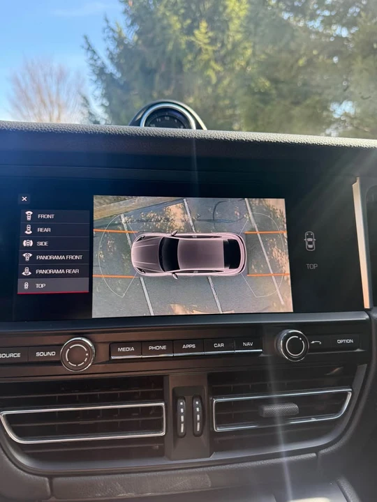 2019 Porsche Macan - Image 9 of 19