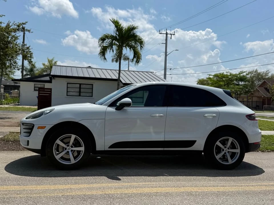 2019 Porsche Macan - Image 2 of 19