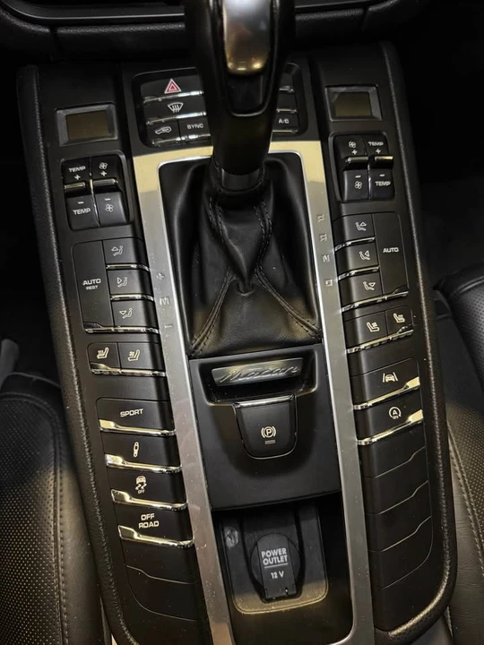 2019 Porsche Macan S - Image 7 of 15