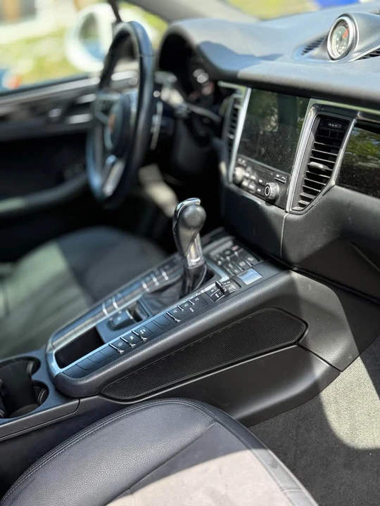 2019 Porsche Macan - Image 6 of 19
