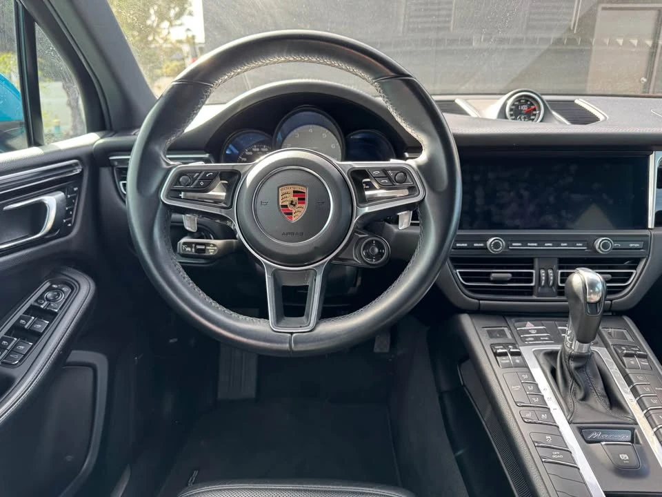 2019 Porsche Macan - Image 10 of 20