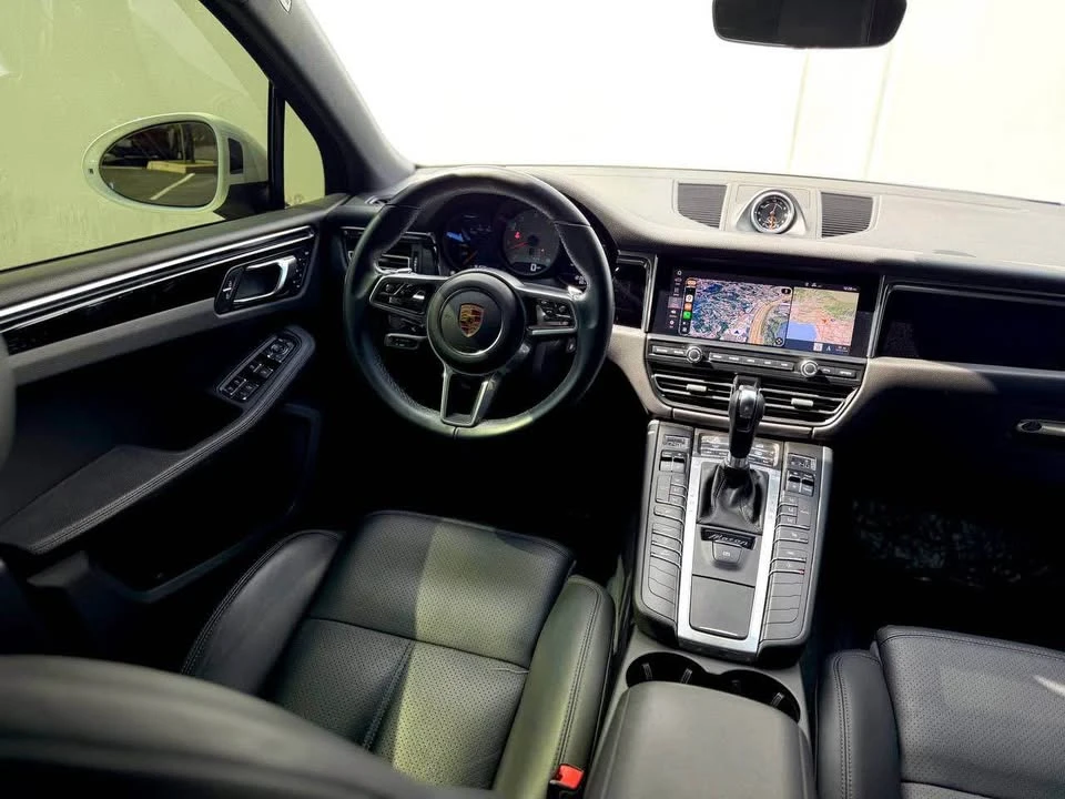 2019 Porsche Macan - Image 7 of 10