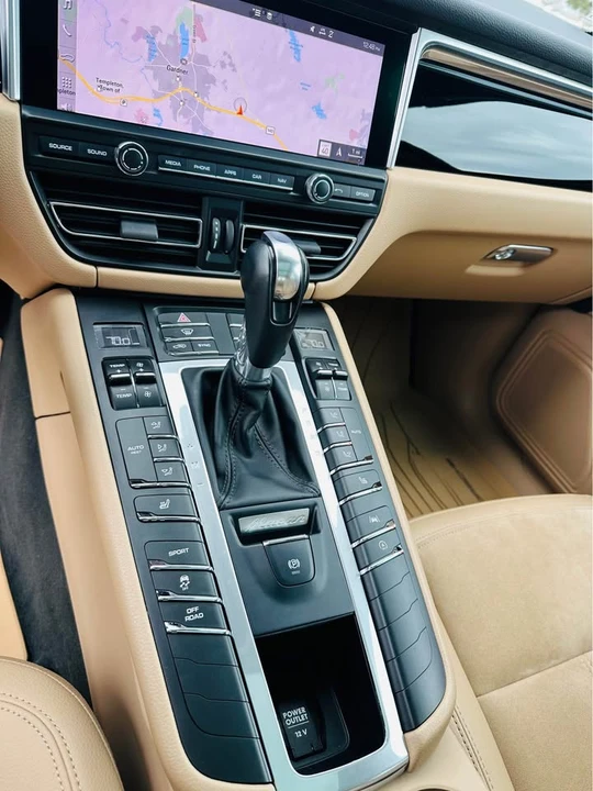 2019 Porsche Macan - Image 5 of 5