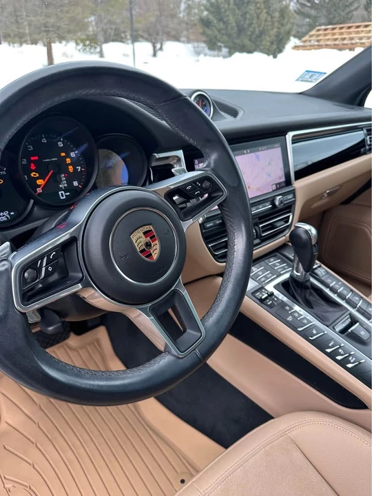 2019 Porsche Macan - Image 4 of 5