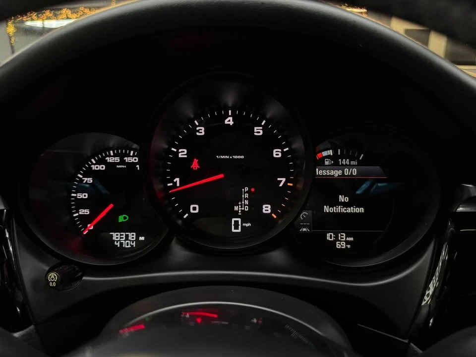 2019 Porsche Macan - Image 19 of 20