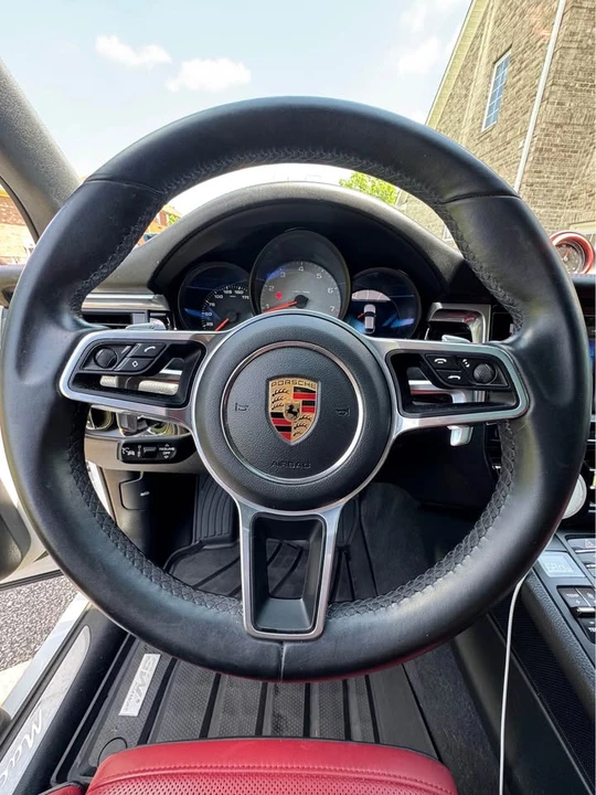 2019 Porsche Macan S - Image 12 of 16