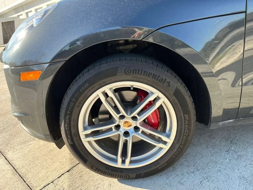 2019 Porsche Macan - Image 19 of 20