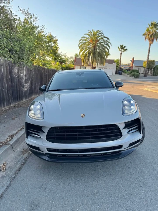 2019 Porsche Macan - Image 2 of 12
