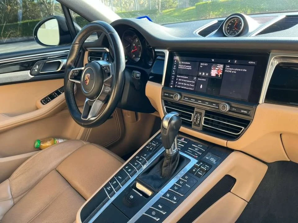 2019 Porsche Macan - Image 13 of 20