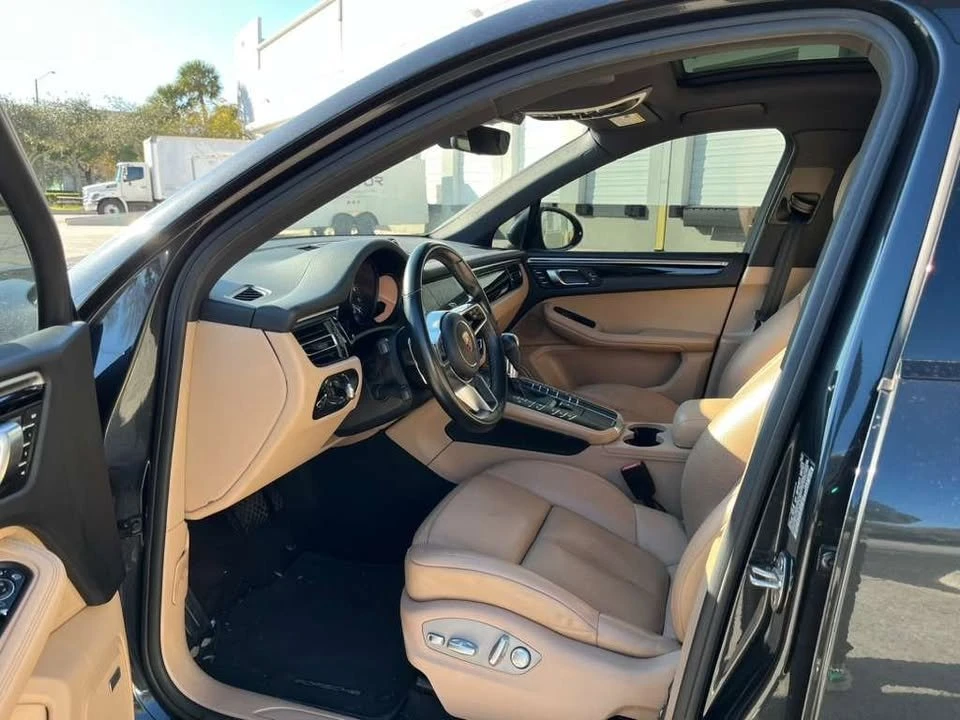 2019 Porsche Macan - Image 10 of 20