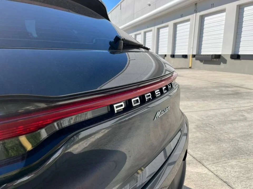 2019 Porsche Macan - Image 8 of 20