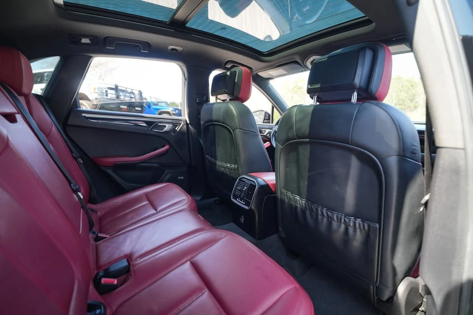 2019 Porsche Macan - Image 20 of 20