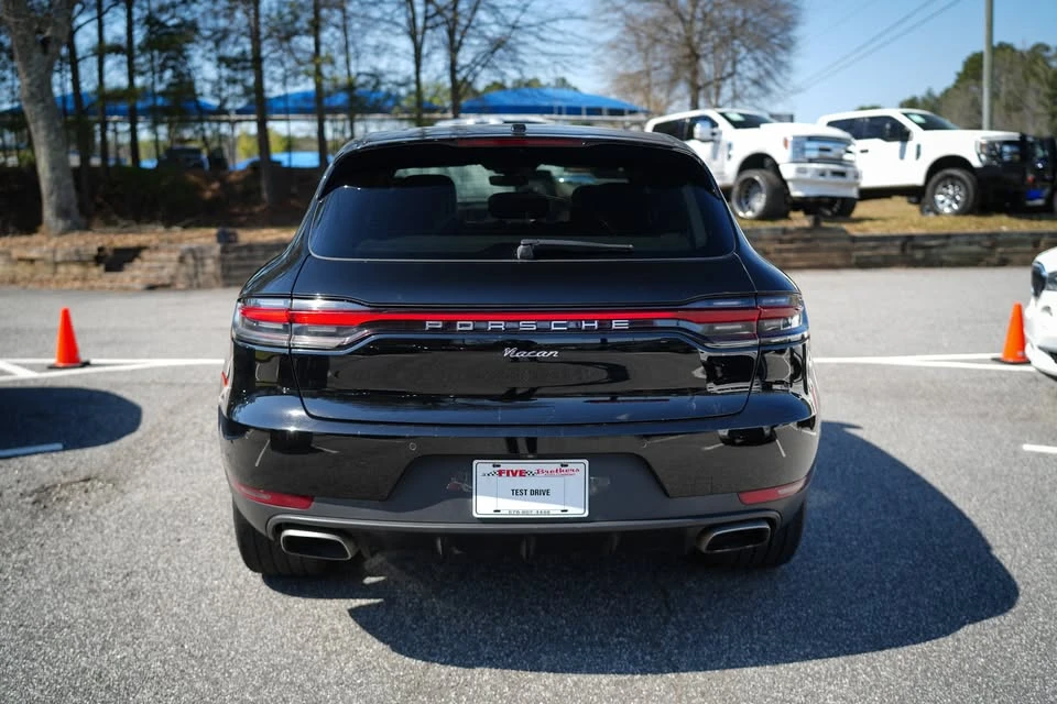 2019 Porsche Macan - Image 9 of 20