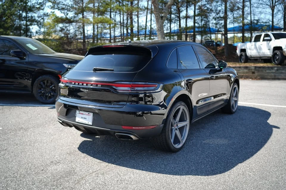 2019 Porsche Macan - Image 11 of 20