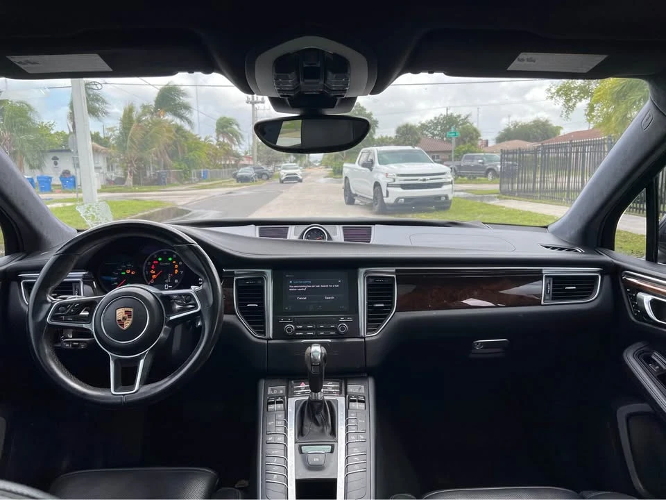 2019 Porsche Macan Turbo - Image 11 of 12