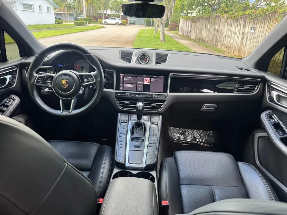 2019 Porsche Macan S - Image 11 of 17