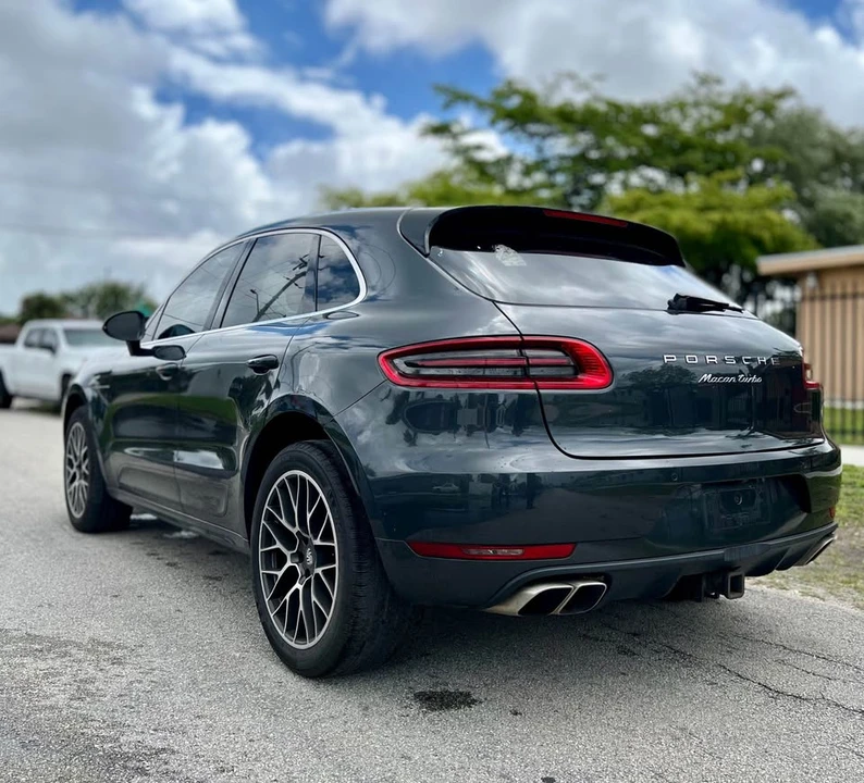 2019 Porsche Macan Turbo - Image 6 of 12