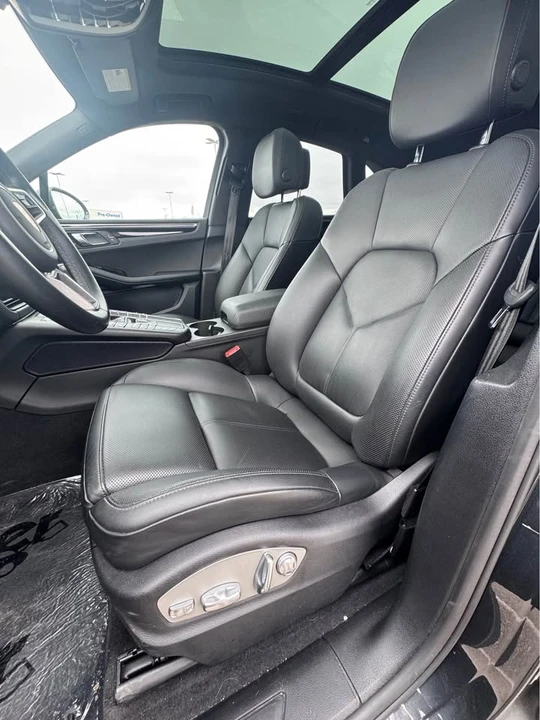 2019 Porsche Macan - Image 9 of 13