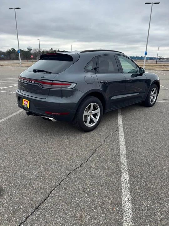 2019 Porsche Macan - Image 5 of 13