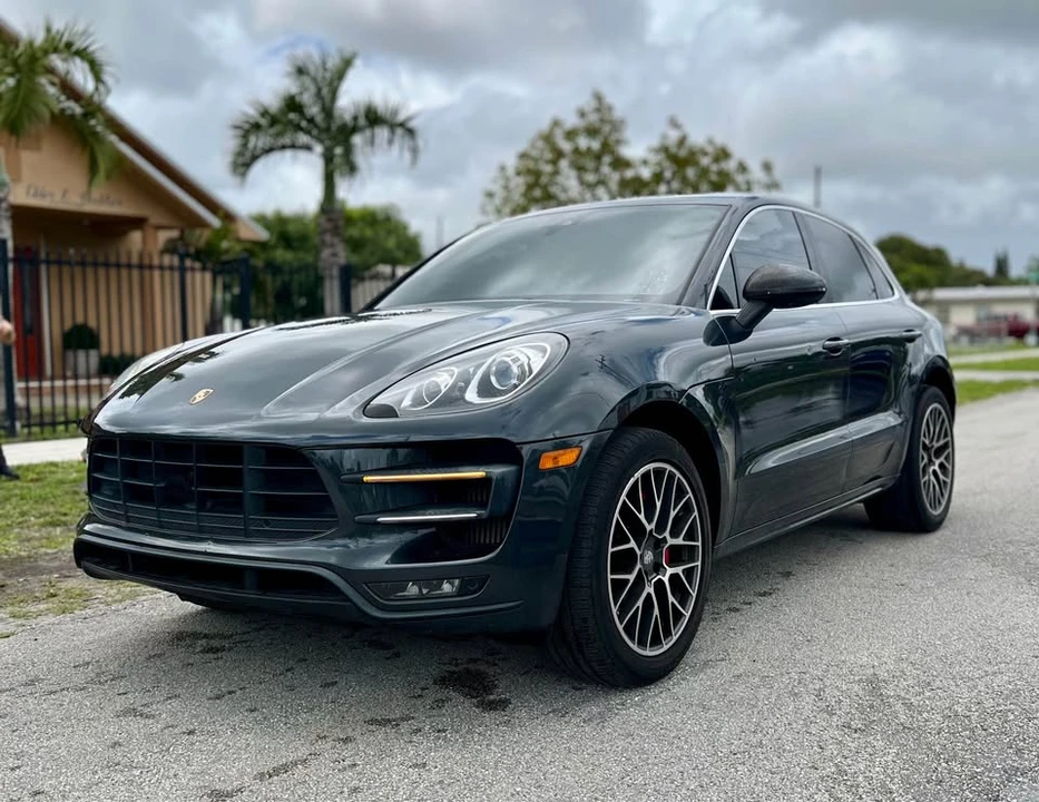 2019 Porsche Macan Turbo - Image 2 of 12
