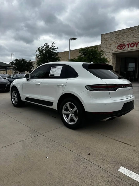 2019 Porsche Macan - Image 5 of 13