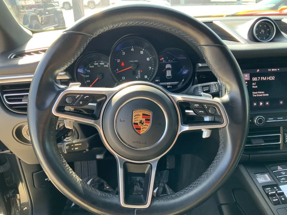 2019 Porsche Macan - Image 11 of 20