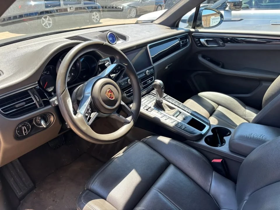 2019 Porsche Macan - Image 3 of 3