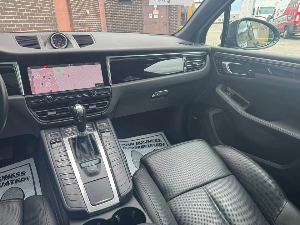 2019 Porsche Macan - Image 6 of 11