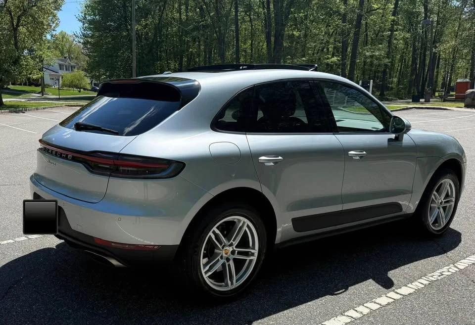 2019 Porsche Macan - Image 5 of 11