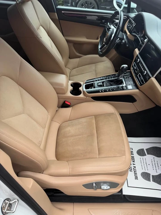 2019 Porsche Macan - Image 7 of 14