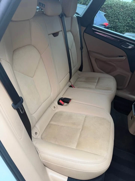 2019 Porsche Macan - Image 9 of 14