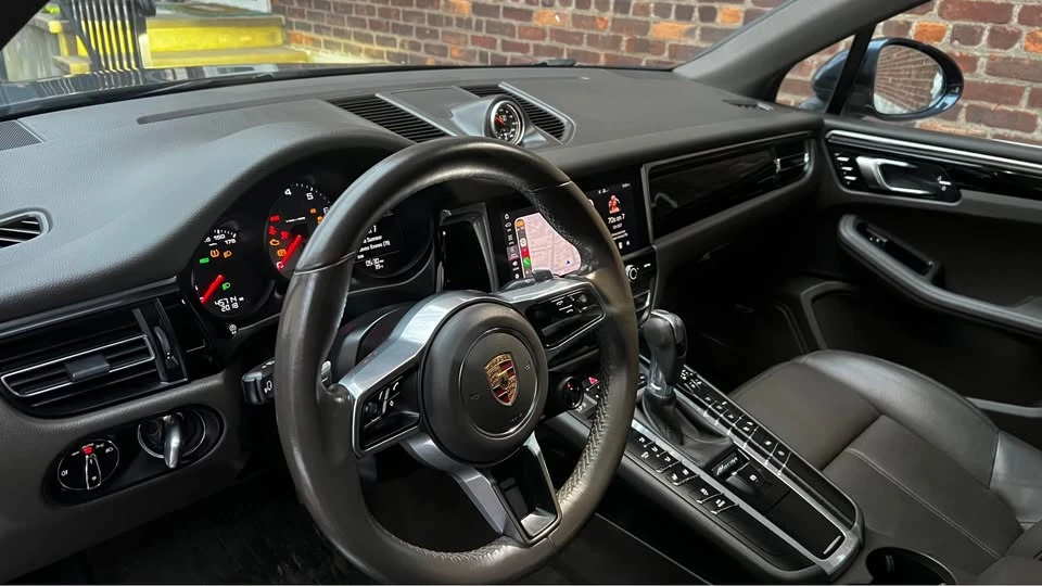 2019 Porsche Macan S - Image 8 of 17