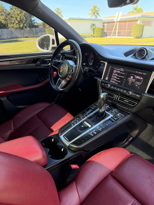 2019 Porsche Macan - Image 12 of 12