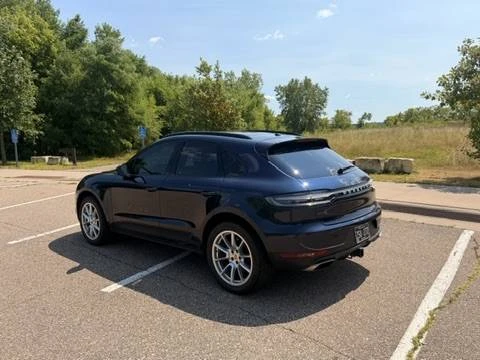 2019 Porsche Macan - Image 2 of 15