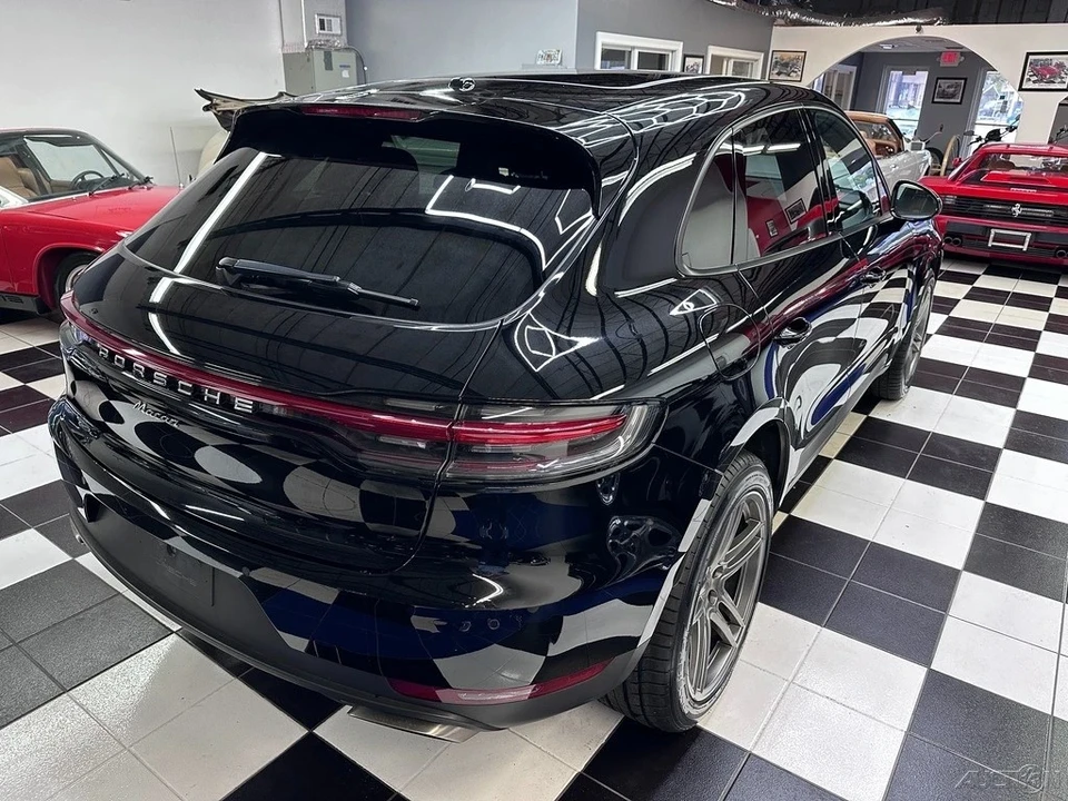 2019 Porsche Macan Turbo - Image 21 of 21