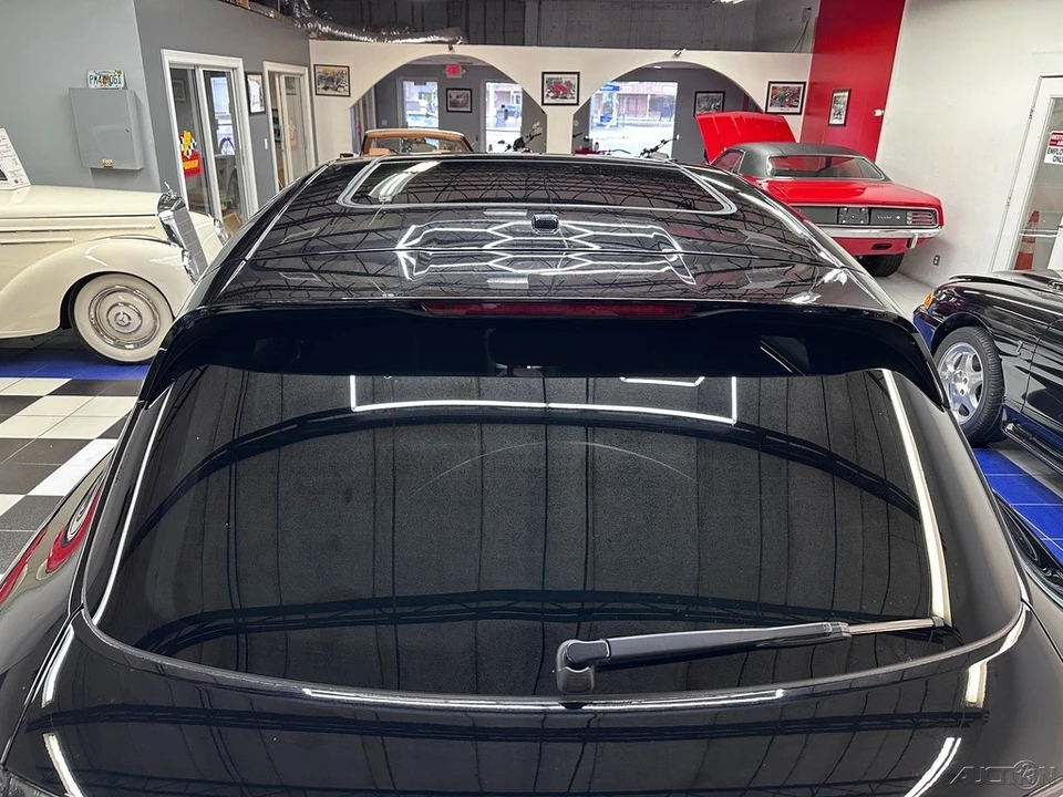 2019 Porsche Macan - Image 19 of 21