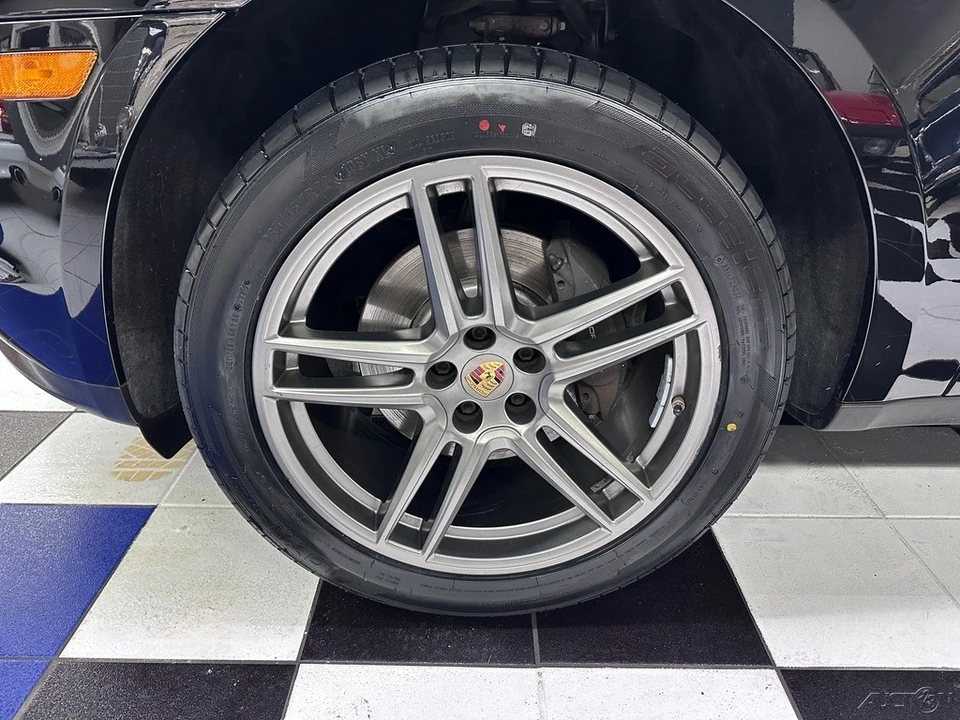 2019 Porsche Macan - Image 6 of 21