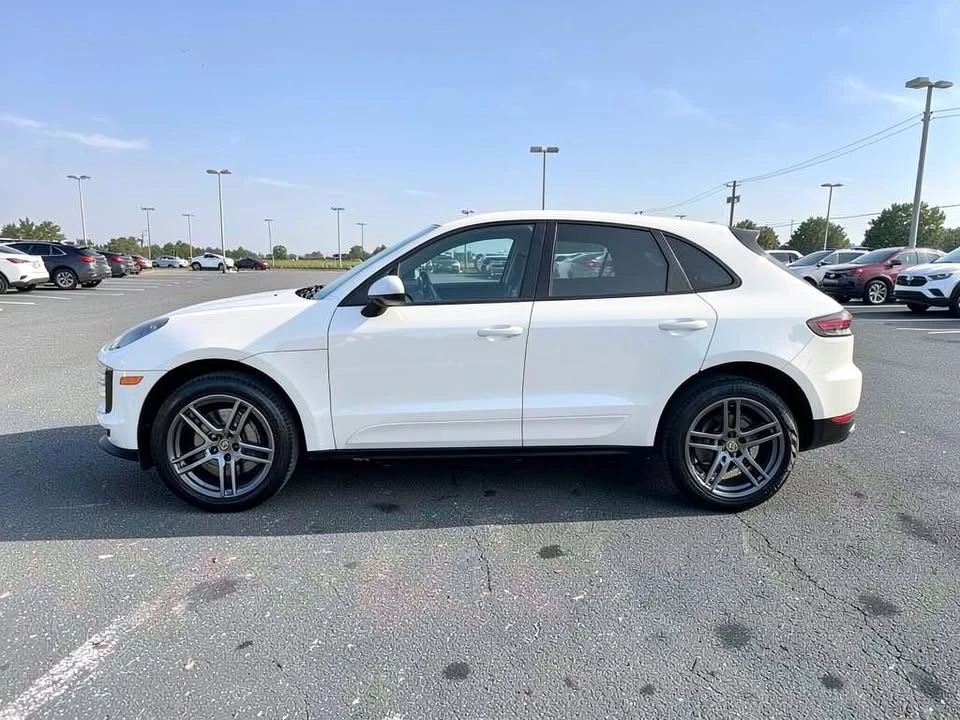 2019 Porsche Macan - Image 5 of 20