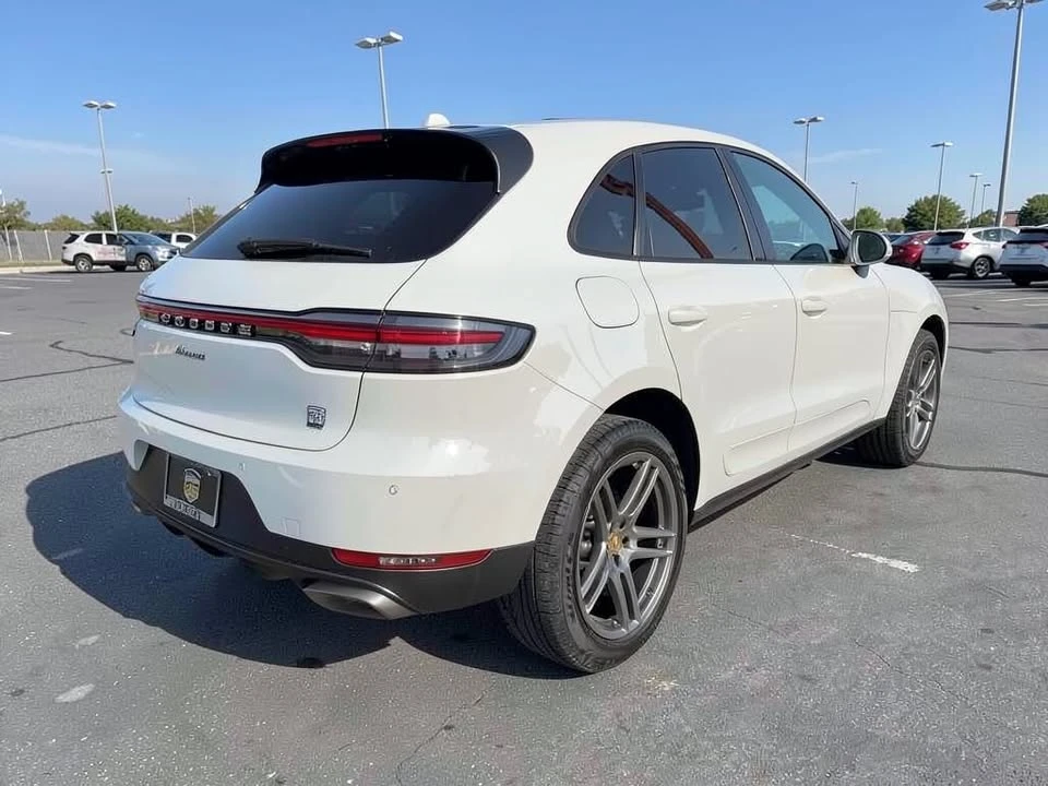 2019 Porsche Macan - Image 8 of 20