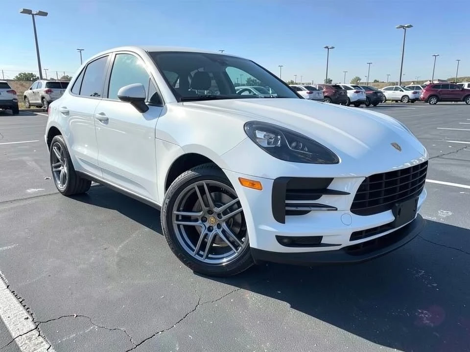 2019 Porsche Macan - Image 2 of 20