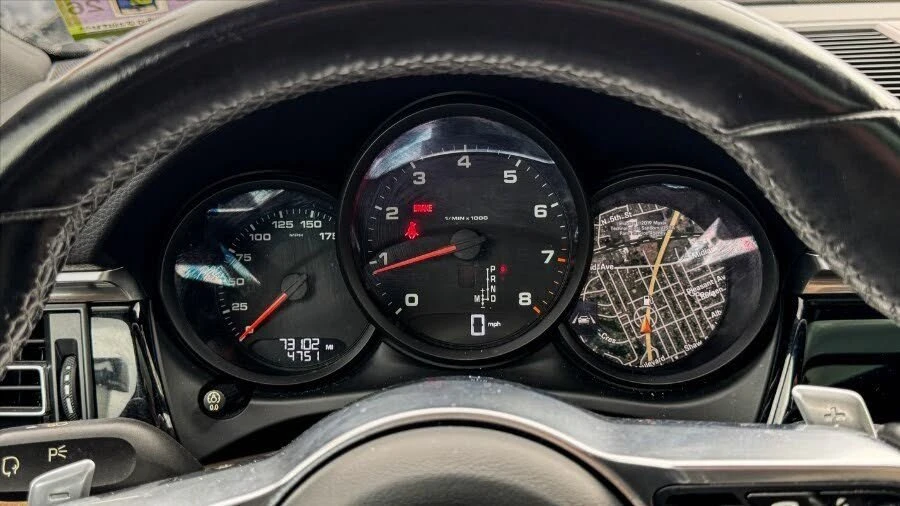 2019 Porsche Macan - Image 11 of 20