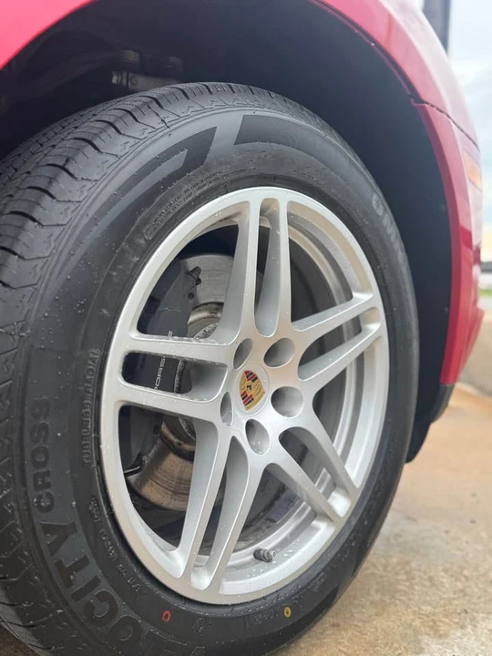 2019 Porsche Macan - Image 4 of 4