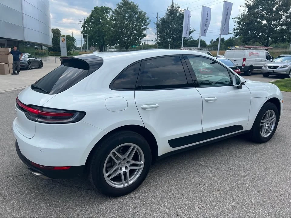 2019 Porsche Macan - Image 9 of 20